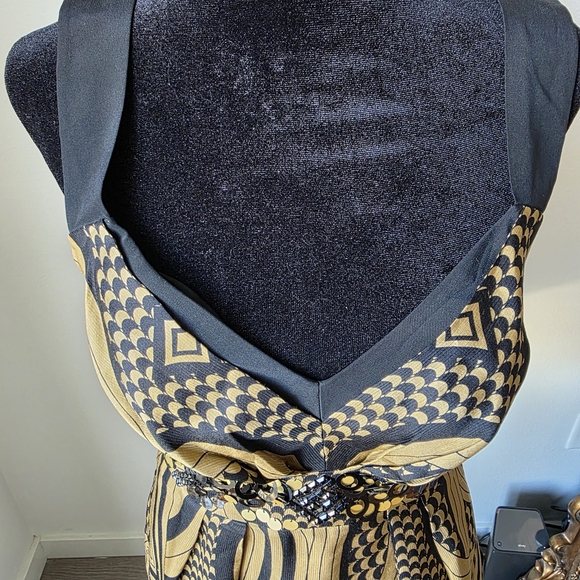 Vintage Nanette Lepore Black and Gold Sequin Camisole 2 - Picture 3 of 7